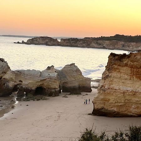 Casa Sol, Fast Wifi, Airco, Swimming Pool Near The Beach Praia Da Rocha Portimao Exterior photo