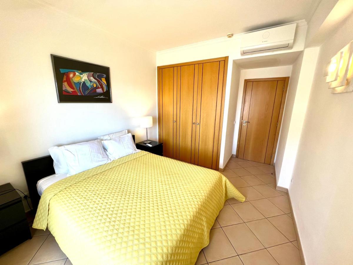 Casa Sol, Fast Wifi, Airco, Swimming Pool Near The Beach Praia Da Rocha Portimao Exterior photo