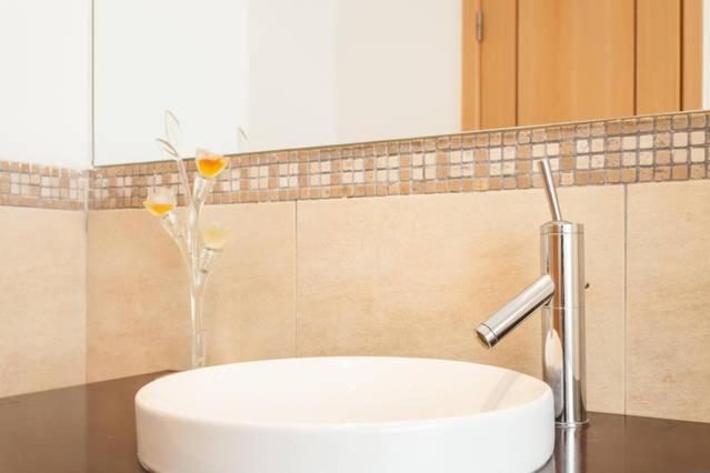 Casa Sol, Fast Wifi, Airco, Swimming Pool Near The Beach Praia Da Rocha Portimao Exterior photo